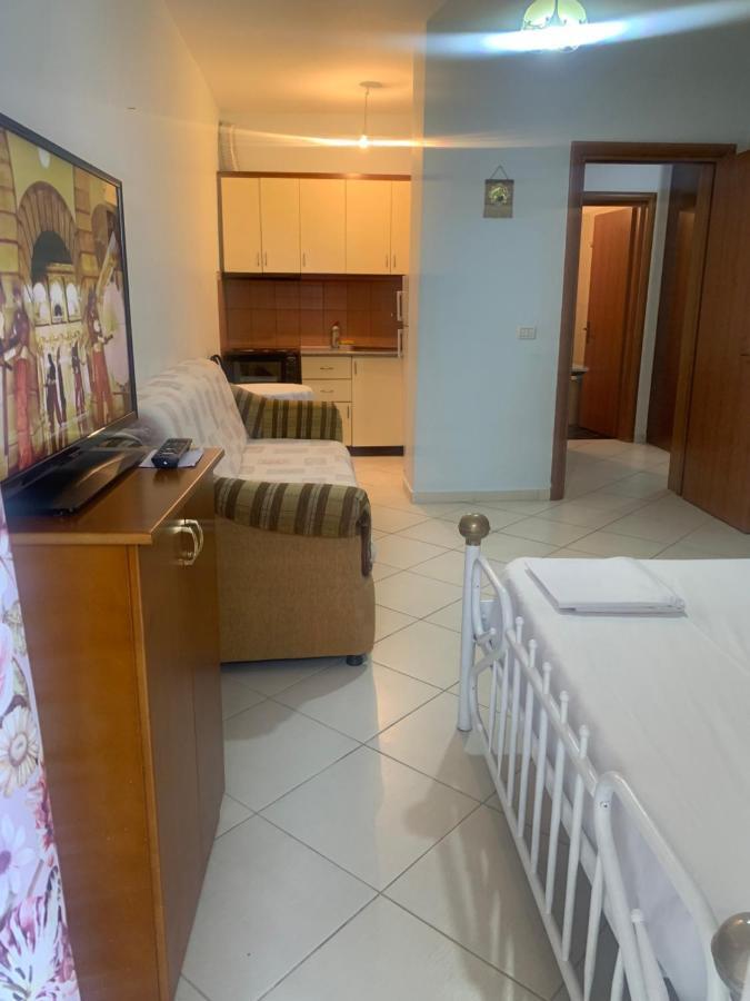 Caramel Sun Studios Apts Sarandë 외부 사진